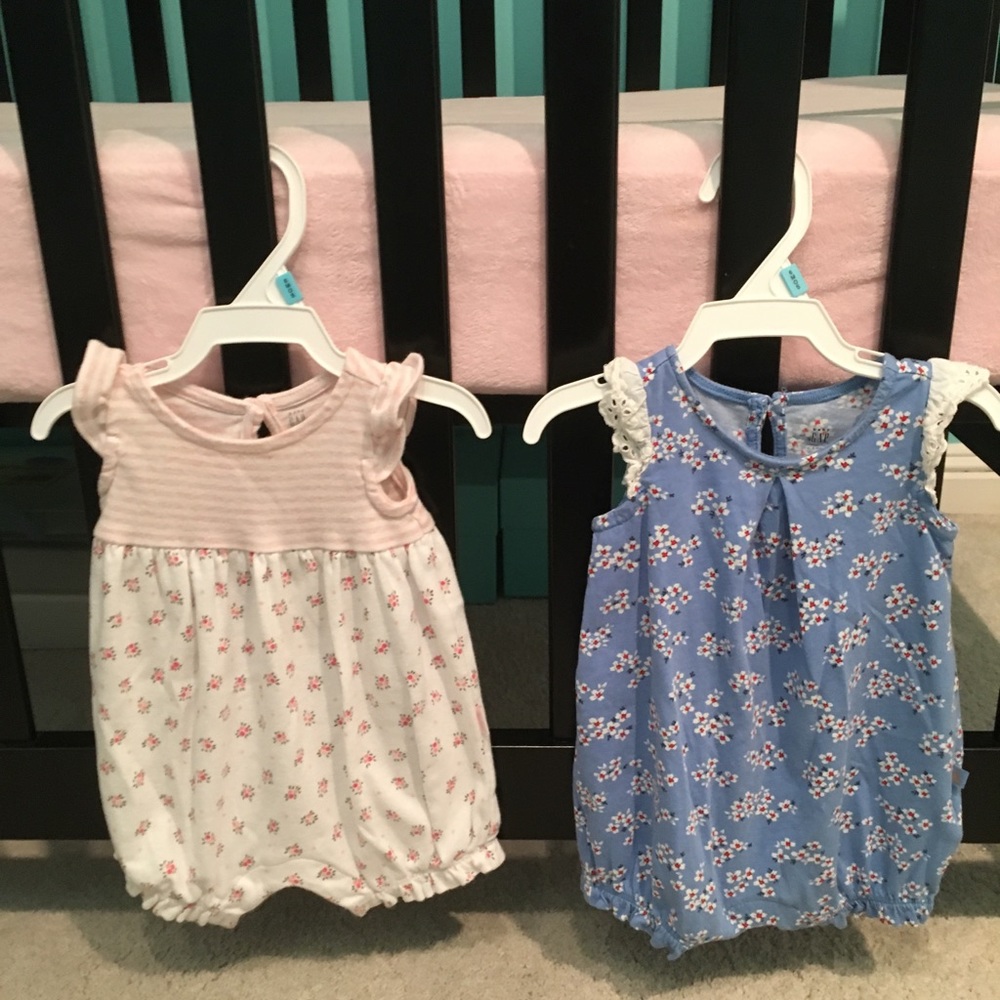 Baby gap one piece outfits 0-3 months